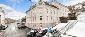 Central bus station apt (D14C)