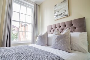 1 bedroom, iron/ironing board, free WiFi