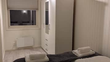 1 bedroom, iron/ironing board, WiFi