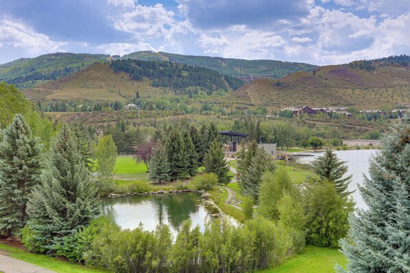 Apartment (3 Bedrooms) | Front of property - Sauna & Ski Shuttle Access: Mtn-view Condo in Avon (Avon)