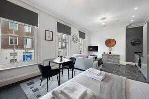 1 bedroom, desk, iron/ironing board, free WiFi