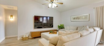 Spacious & Fenced Yard: Relaxing Home in Surprise