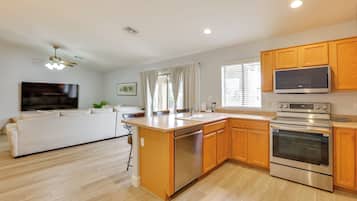 Rumah (4 Bedrooms) | Interior