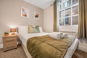 1 bedroom, iron/ironing board, free WiFi