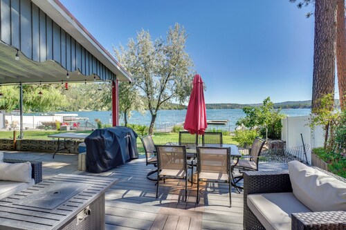 Waterfront Deck w/ Fire Pit: Lake Spokane Gem!