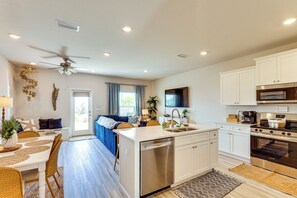 شقة (3 Bedrooms) | المنشأة من الداخل