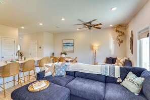 Apartment (3 Bedrooms) | Interior - Steps to Ocean: Chic Home w/ Patio in Port St Joe! (Port St. Joe)