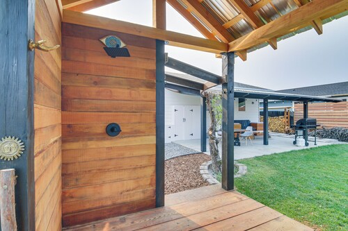 Sauna, Cold Plunge & More! Belgrade Getaway