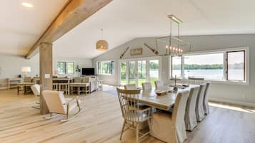 House (5 Bedrooms) | Front of property