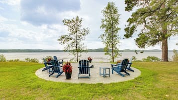 House (3 Bedrooms) | Front of property