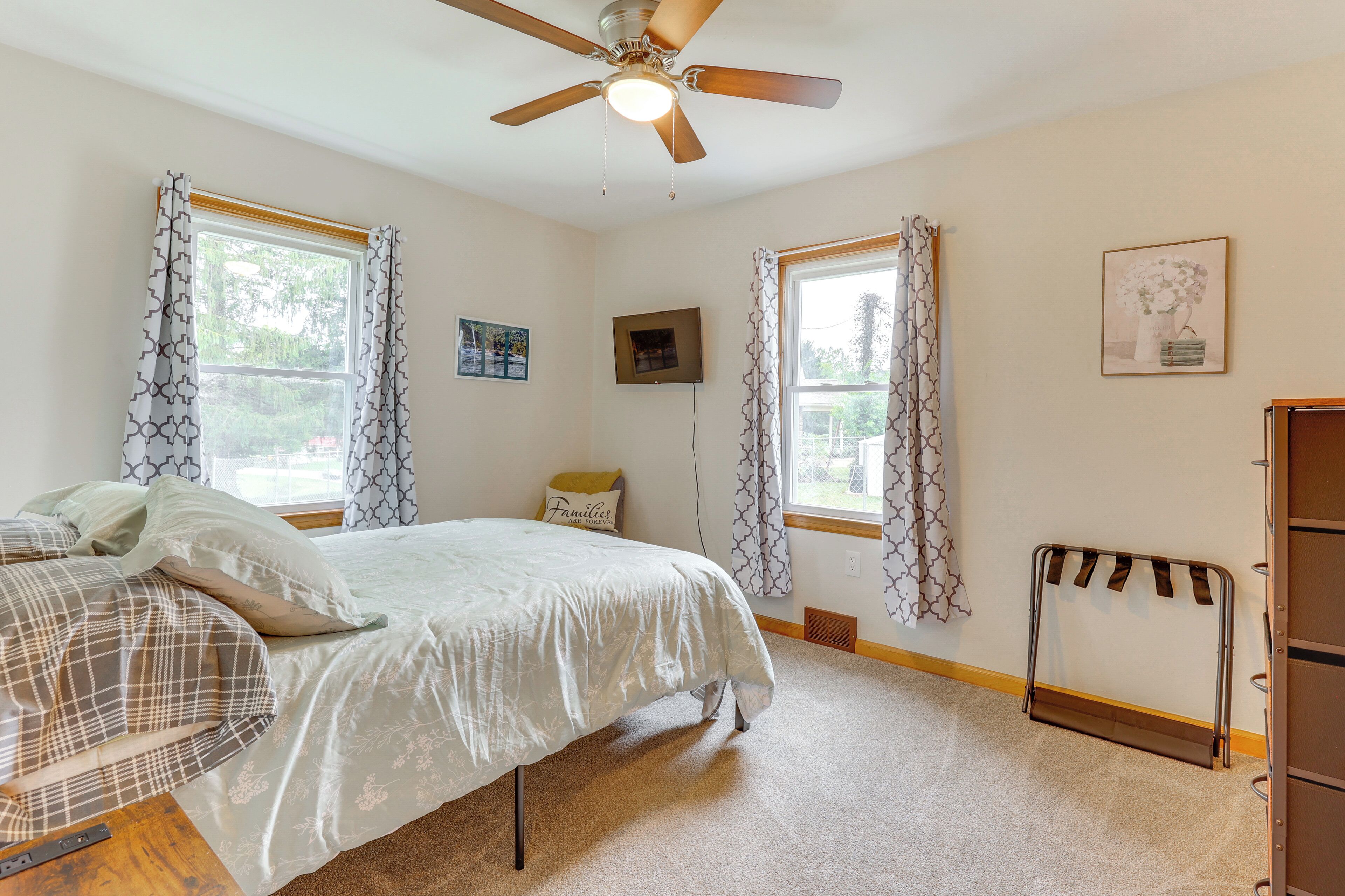 House (2 Bedrooms) | Interior