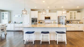 Apartment (3 Bedrooms) | Interior