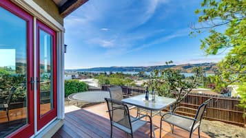 House (4 Bedrooms) | Front of property