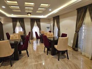 Restaurant - Peninsula Suites (Bwari)
