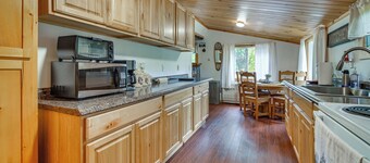 Deck + Fire Pit: Nature Lover's Retreat in Maine!