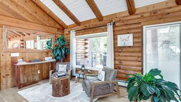 House (4 Bedrooms) | Bahagian dalam