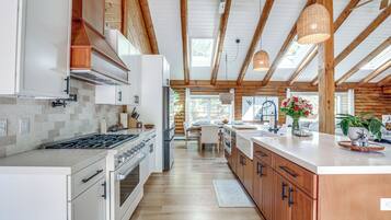 House (4 Bedrooms) | Bahagian dalam