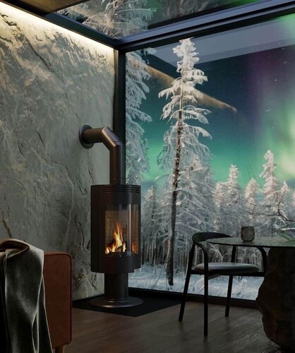 Arctic Lodge 3- sauna, glass roof & view of Lake Inari