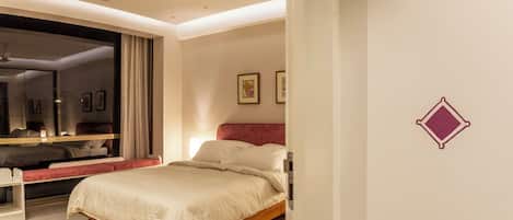 In-room safe, iron/ironing board, free WiFi, wheelchair access