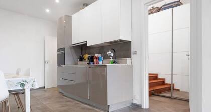 Villa 'Il Gelsomino' mit Bergblick, privater Terrasse, E-Ladestation & WLAN