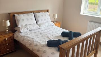 4 多间卧室、熨斗/熨衣板、旅行婴儿床、免费 WiFi