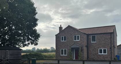 Arglam Lane Farm - 4 Bedroom Tranquil Countryside Retreat sleeps 7