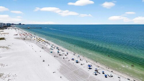 Coastal Beach Retreat, Steps from the Sand with P