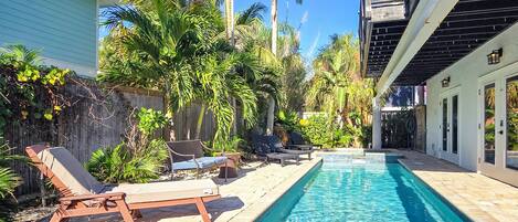 Outdoor pool, a heated pool