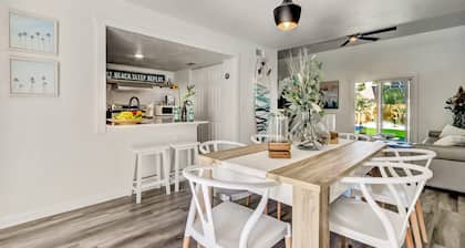 Las Olas Cabana - Close to Beach & Restaurants