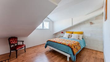 1 habitación, wifi y ropa de cama