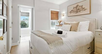 Capitol Hill Retreat Modern 2BR