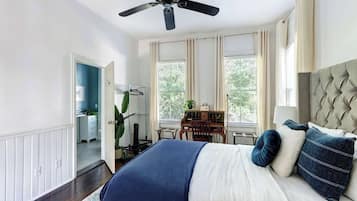 1 bedroom, desk, iron/ironing board, WiFi