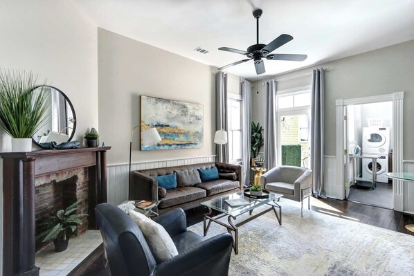 TV - The Whale Loft | Historic Charm + Balcony (Savannah)