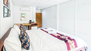 Superior Bungalow, Balcony, Garden View | Desk, free WiFi, bed sheets