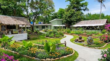 Pemandangan taman