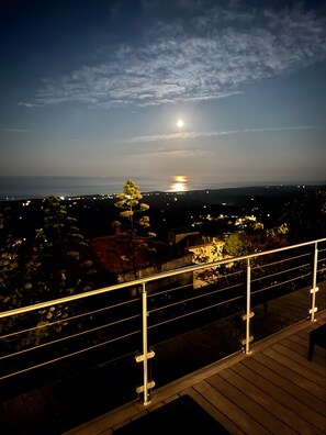 Property grounds - Comfortable Villa with Exceptional Sea View, Private Terrace and Wi-Fi (Cervione)