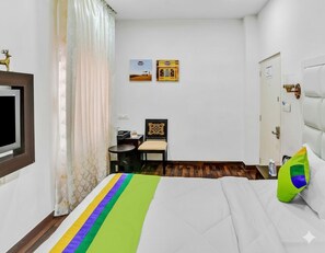 Deluxe Room | Iron/ironing board, free WiFi - Hotel Hinduja Fort (Jodhpur)