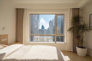 Senior Apartment, 2 Bedrooms, Balcony | Free WiFi, bed sheets