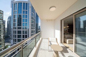 Senior Apartment, 2 Bedrooms, Balcony | Free WiFi, bed sheets