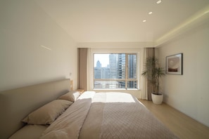 Senior Apartment, 2 Bedrooms, Balcony | Free WiFi, bed sheets