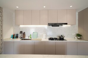 Senior Apartment, 2 Bedrooms, Balcony | Free WiFi, bed sheets