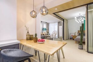 Appartement Sénior, 4 chambres, cuisine | Salle de séjour