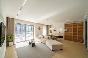 Senior Apartment, 2 Bedrooms, Balcony | Free WiFi, bed sheets