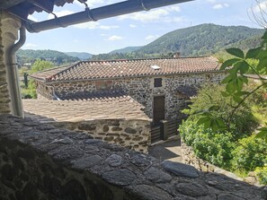 住宿地面