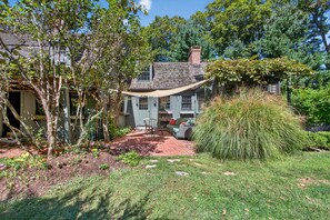 Villa, 5 Bedrooms | Exterior