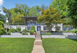 House, 3 Bedrooms | Exterior