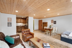 Estudio, 1 habitación | Área de sala de estar