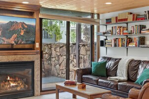 Studio, 1 Bedroom | Interior