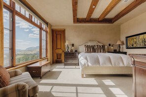 4 chambres, fer et planche à repasser, accès au Wi-Fi (inclus)