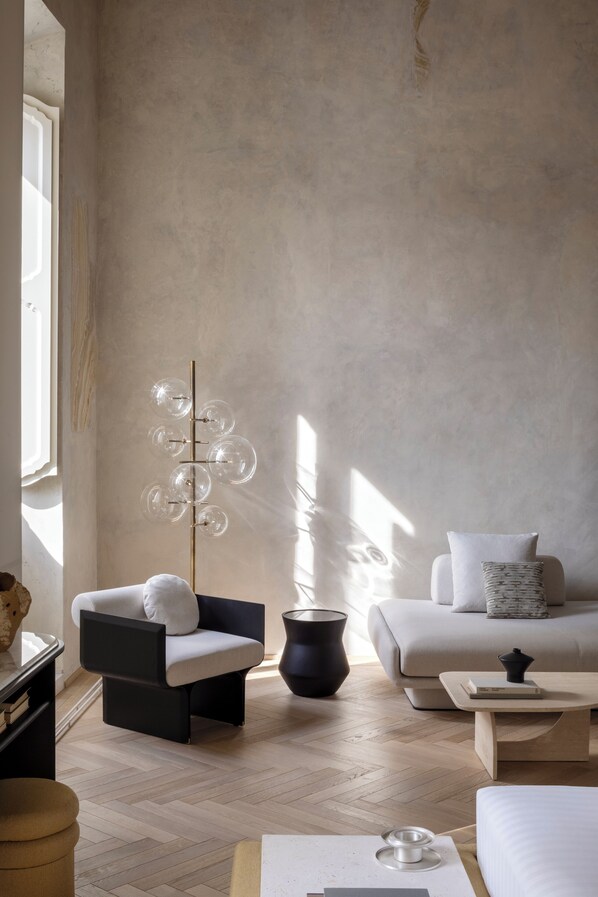 In-room safe, soundproofing, free WiFi - Hotel Trame (Roma)